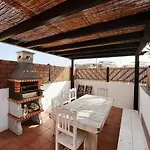Banama Surfhouse - Coliving Coworking & Yoga Vendégház