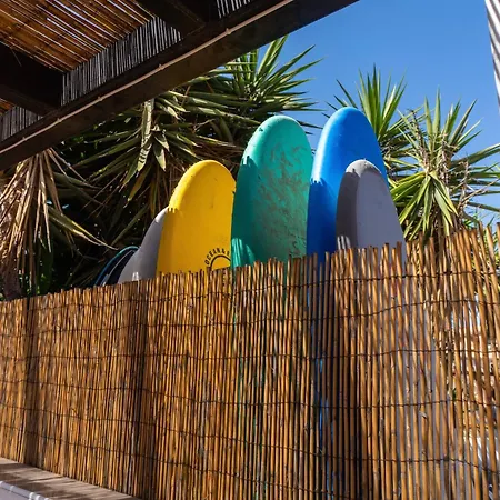 Banama Surfhouse - Coliving Coworking & Yoga Vendégház