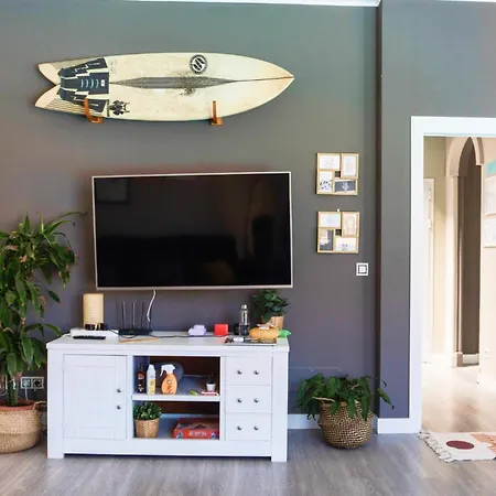Banama Surfhouse - Coliving Coworking & Yoga Vendégház Corralejo