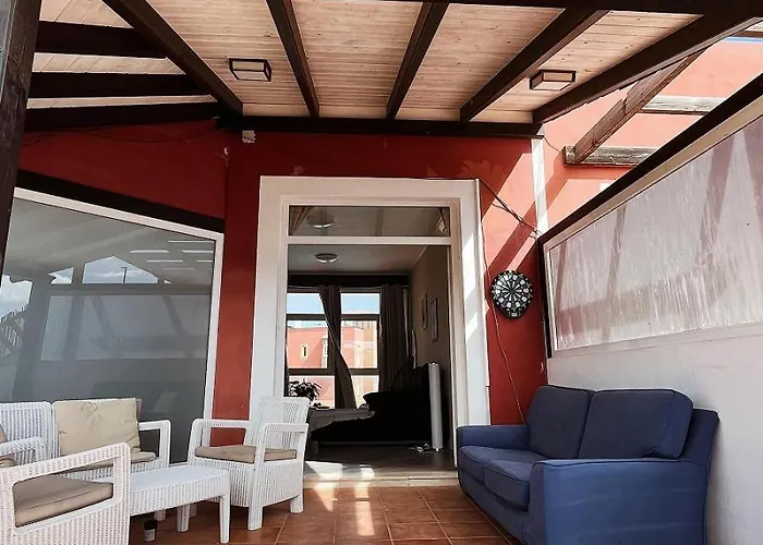 بيت ضيافة Banama Surfhouse - Coliving Coworking & Yoga كوراليهو