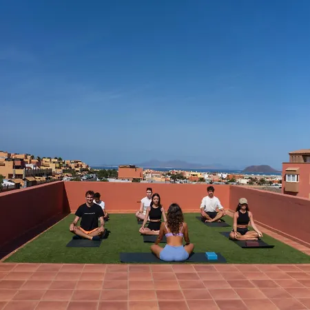 Banama Coliving & Coworking, Surf & Yoga - Casa Roja