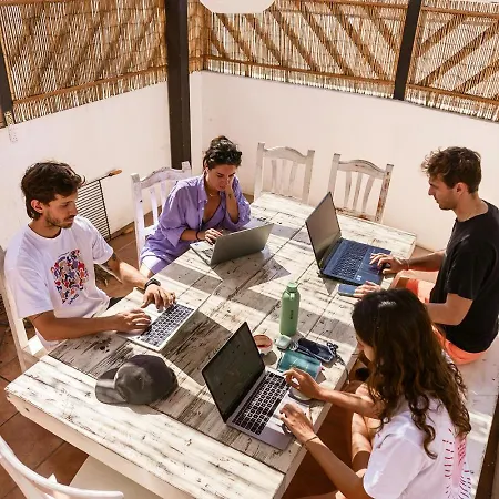 Gasthuis Banama Surfhouse - Coliving Coworking & Yoga *