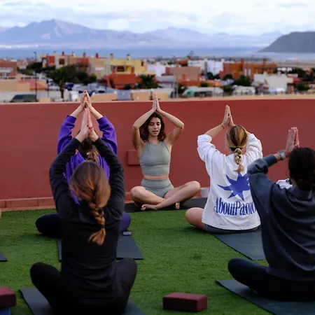 Banama Surfhouse - Coliving Coworking & Yoga *