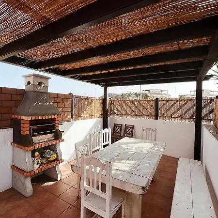 Banama Surfhouse - Coliving Coworking & Yoga Gasthuis Corralejo