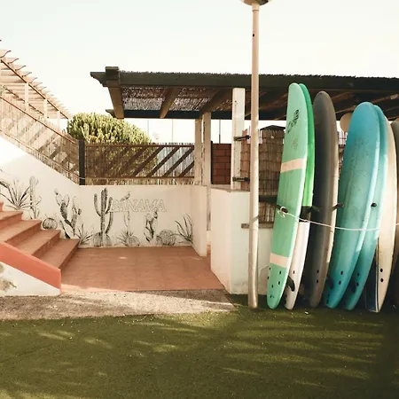 Casa de hóspedes Banama Surfhouse - Coliving Coworking & Yoga Corralejo