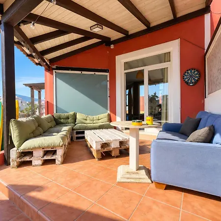 Banama Coliving 1 - Coworking, Surf & Yoga Pensjonat *