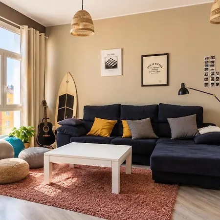 Banama Coliving 1 - Coworking, Surf & Yoga Pensjonat Corralejo
