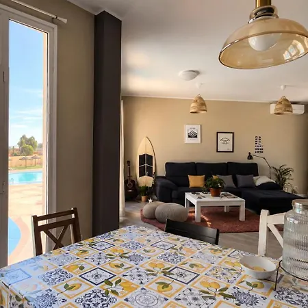 Banama Coliving 1 - Coworking, Surf & Yoga