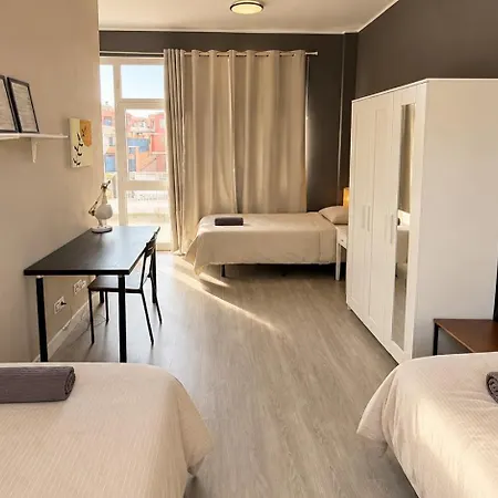 Banama Coliving 1 - Coworking, Surf & Yoga Pensjonat Corralejo