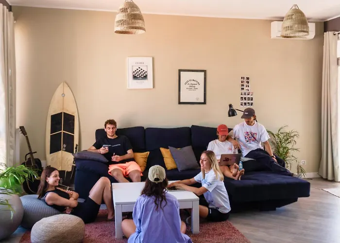 Pensión Banama Surfhouse - Coliving Coworking & Yoga Corralejo