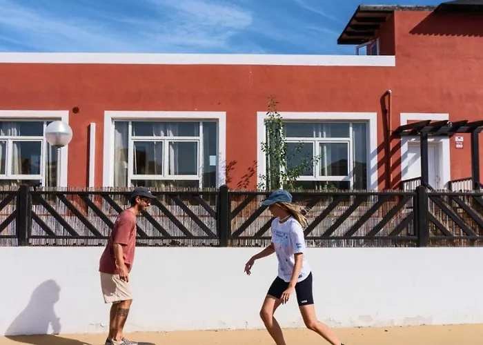 Pensión Banama Surfhouse - Coliving Coworking & Yoga Corralejo