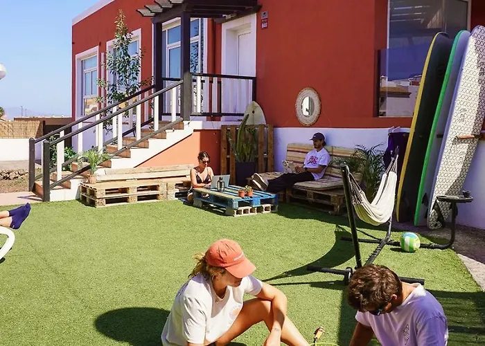 Banama Surfhouse - Coliving Coworking & Yoga