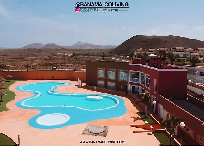 Pensión Banama Surfhouse - Coliving Coworking & Yoga Corralejo