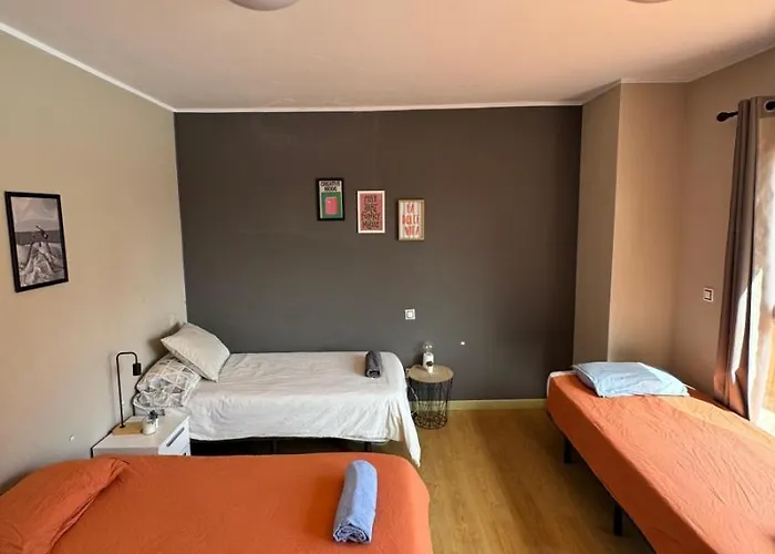 Banama Surfhouse - Coliving Coworking & Yoga Pensión Corralejo