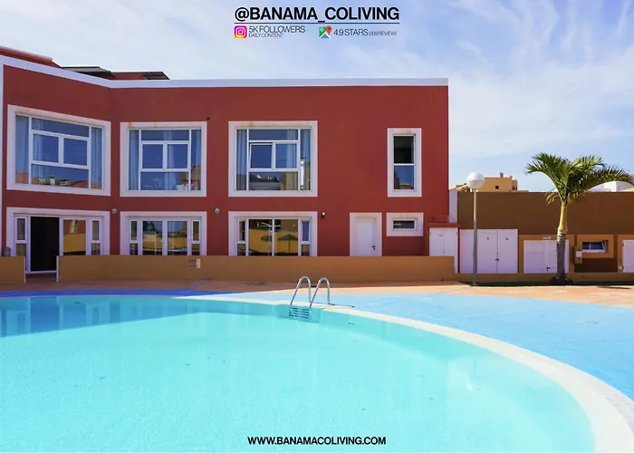 Banama Surfhouse - Coliving Coworking & Yoga