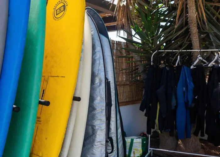 Pensión Banama Surfhouse - Coliving Coworking & Yoga *