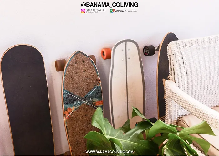 Banama Surfhouse - Coliving Coworking & Yoga Pensión *