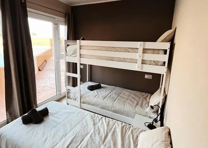 Gasthuis Banama Surfhouse - Coliving Coworking & Yoga *