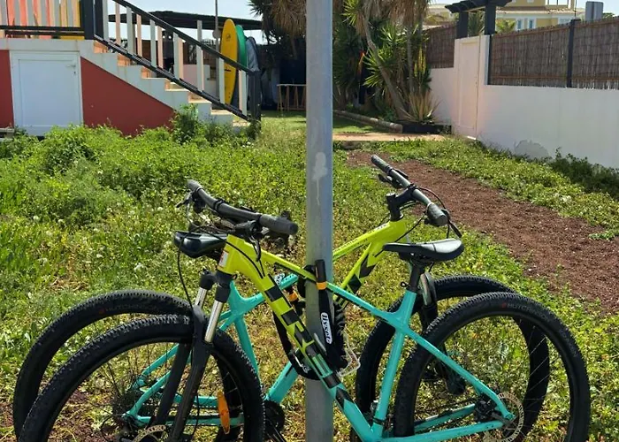 Banama Surfhouse - Coliving Coworking & Yoga *