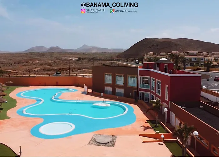 Banama Surfhouse - Coliving Coworking & Yoga קורלחו