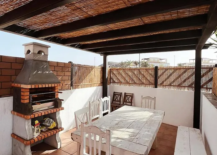 Gasthuis Banama Surfhouse - Coliving Coworking & Yoga *