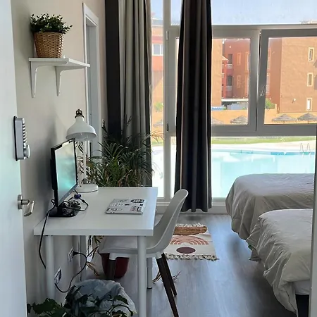 Banama Coliving & Coworking, Surf & Yoga - Casa Roja Guest house Corralejo