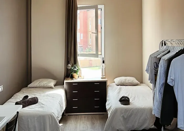 Banama Surfhouse - Coliving Coworking & Yoga *